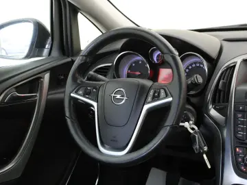 Opel Astra J 1.7 CDTi 125CP 2011 Euro 5