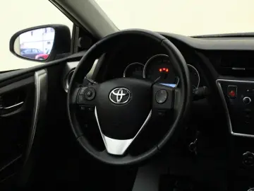 Toyota Auris 1.4D 90CP 2013 Euro 5