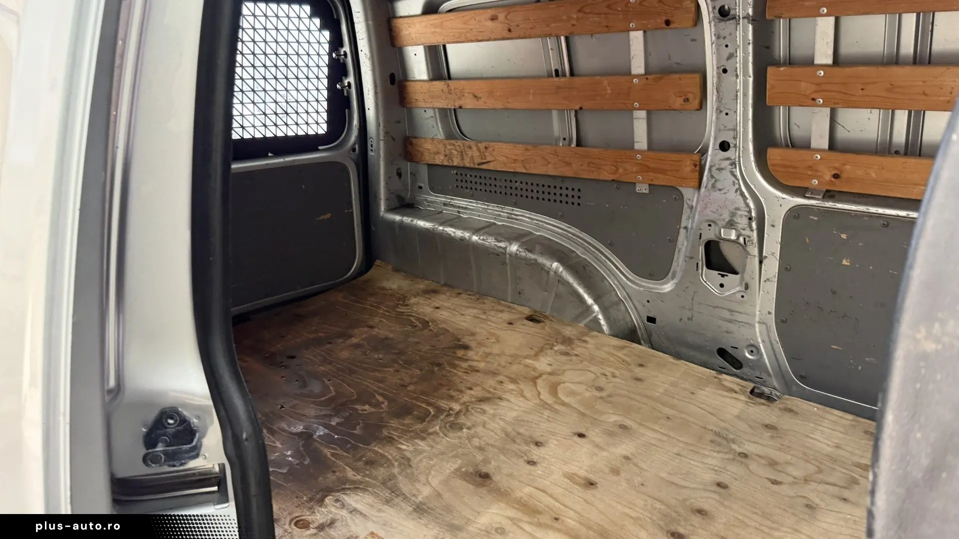 Volkswagen Caddy Maxi 2.0 TDI 140CP 2008 Euro 4