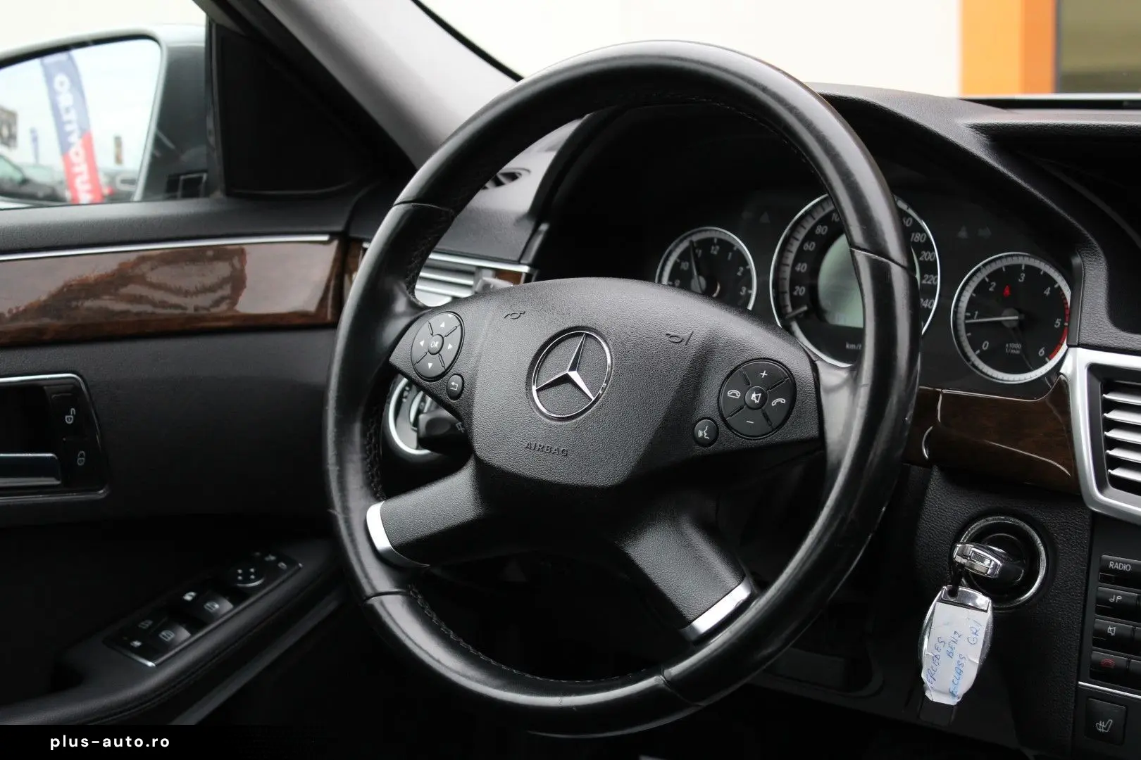Mercedes-Benz E200 CDI (2143cc) 136CP Automata 2010 Euro 5
