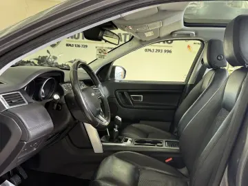 Land-Rover Discovery-Sport