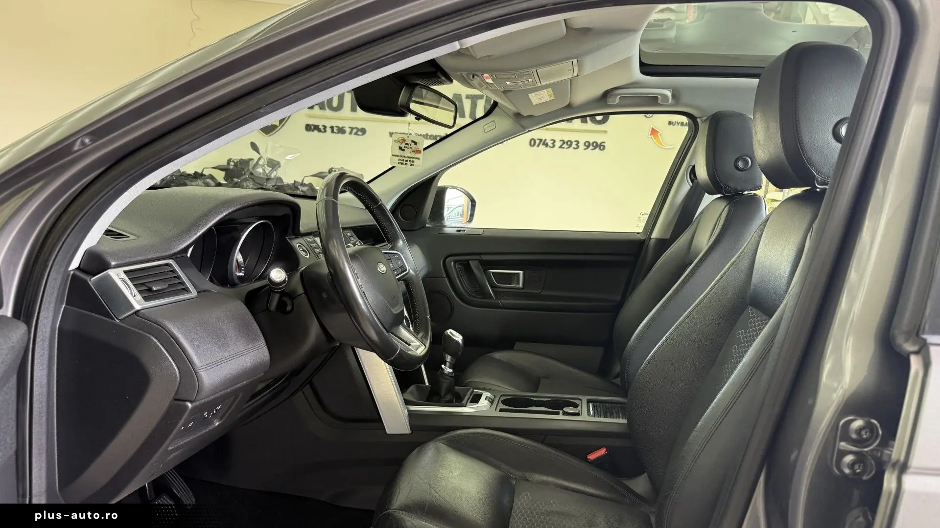 Land-Rover Discovery-Sport