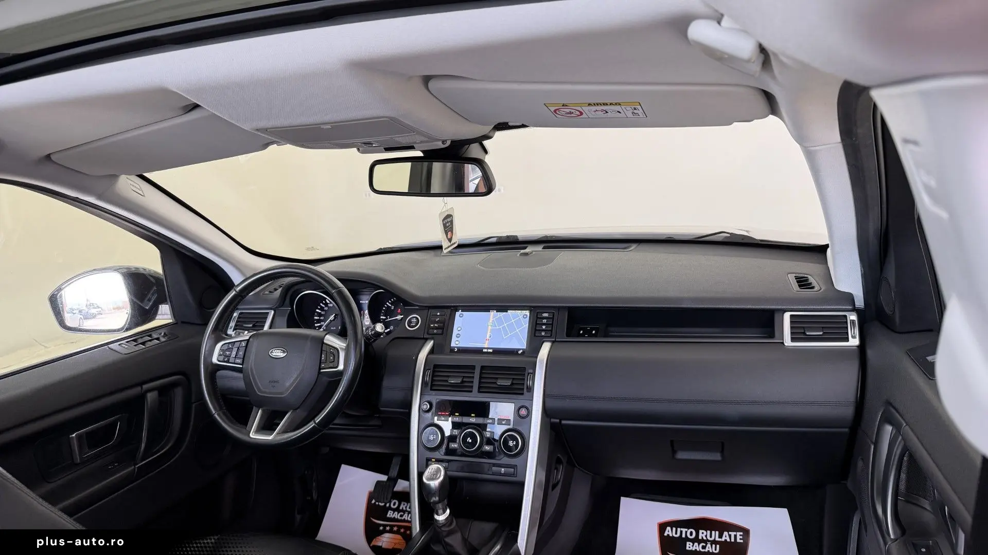 Land-Rover Discovery-Sport