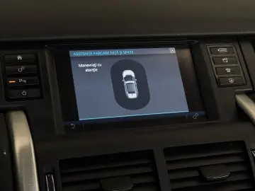 Land-Rover Discovery-Sport