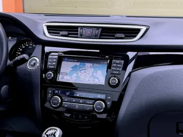 Nissan Qashqai Premier Limited Edition 1.6 dCi 130CP 4x4 201