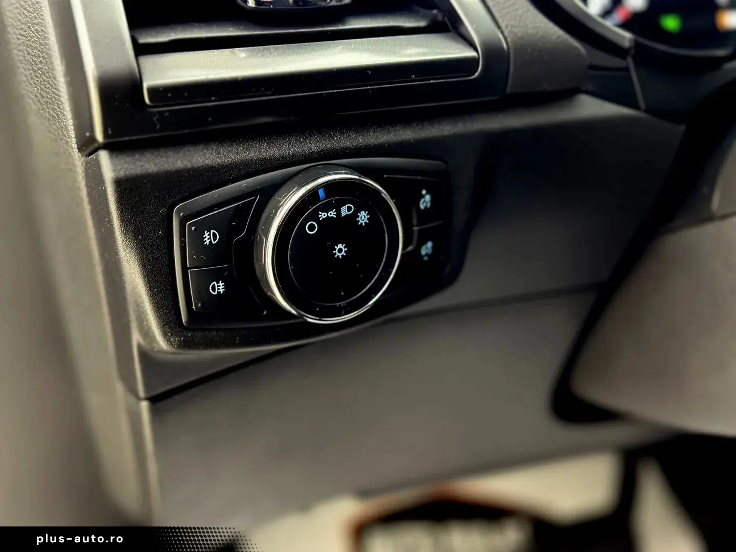 Ford Mondeo 2.0 TDCi 150CP Automata 2015 Euro 6