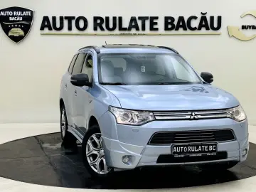 Mitsubishi Outlander 2.0 Plug-In Hybrid 4x4 200CP Automata 2