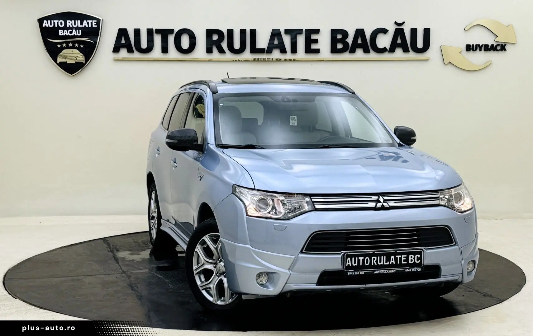 Mitsubishi Outlander 2.0 Plug-In Hybrid 4x4 200CP Automata 2