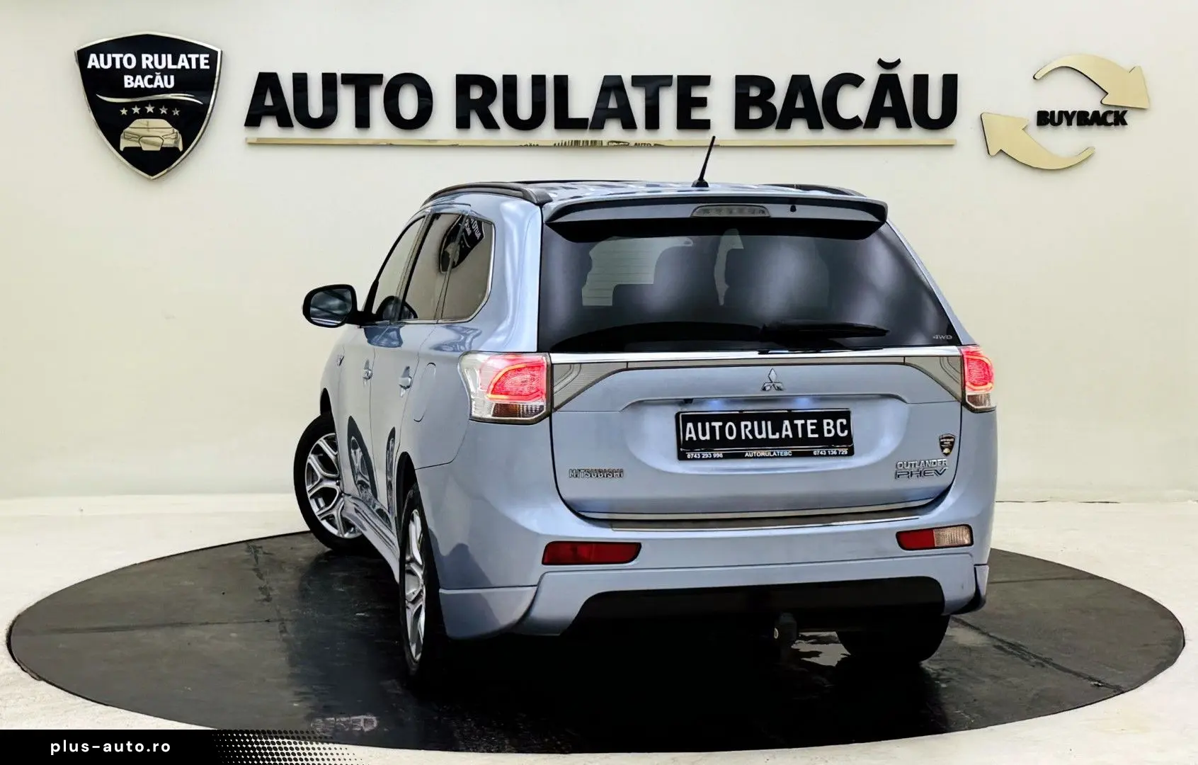 Mitsubishi Outlander 2.0 Plug-In Hybrid 4x4 200CP Automata 2