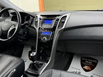 Hyundai i30 1.6 CRDi 110CP 2012 11 Euro 5