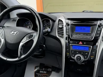 Hyundai i30 1.6 CRDi 110CP 2012 11 Euro 5