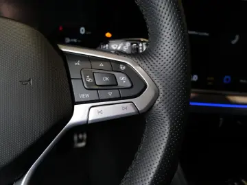 VW Touareg 3.0TDI R-Line Black Style Pano StdHz HuD