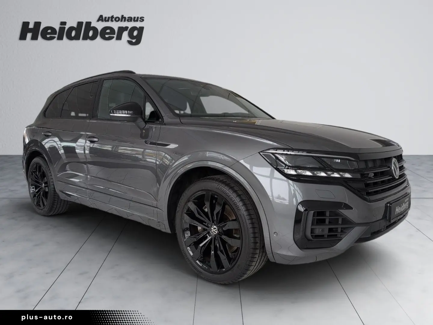 VW Touareg R Line AHK Luft Black Sthzg 21  IQ-Matri