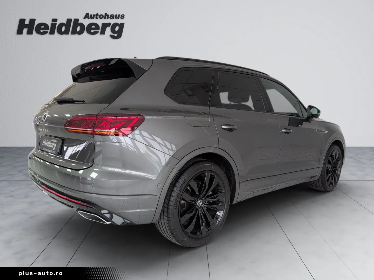 VW Touareg R Line AHK Luft Black Sthzg 21  IQ-Matri