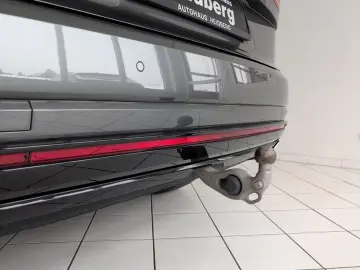 VW Touareg R Line AHK Luft Black Sthzg 21  IQ-Matri