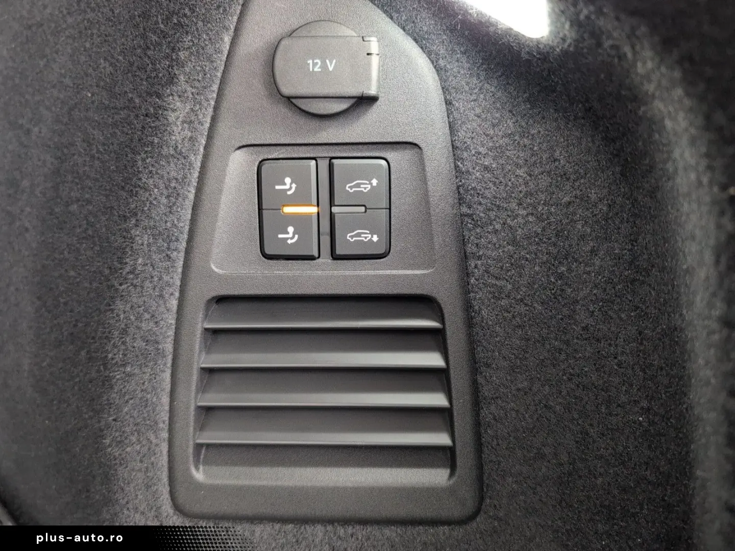 VW Touareg R Line AHK Luft Black Sthzg 21  IQ-Matri