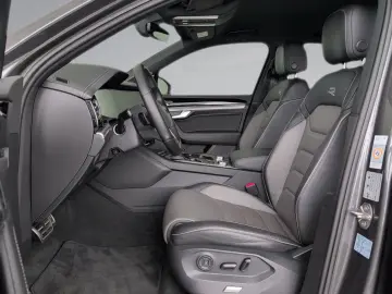 VW Touareg R Line AHK Luft Black Sthzg 21  IQ-Matri