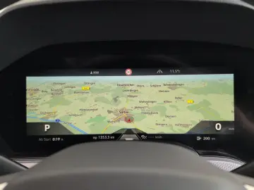 VW Touareg R Line AHK Luft Black Sthzg 21  IQ-Matri