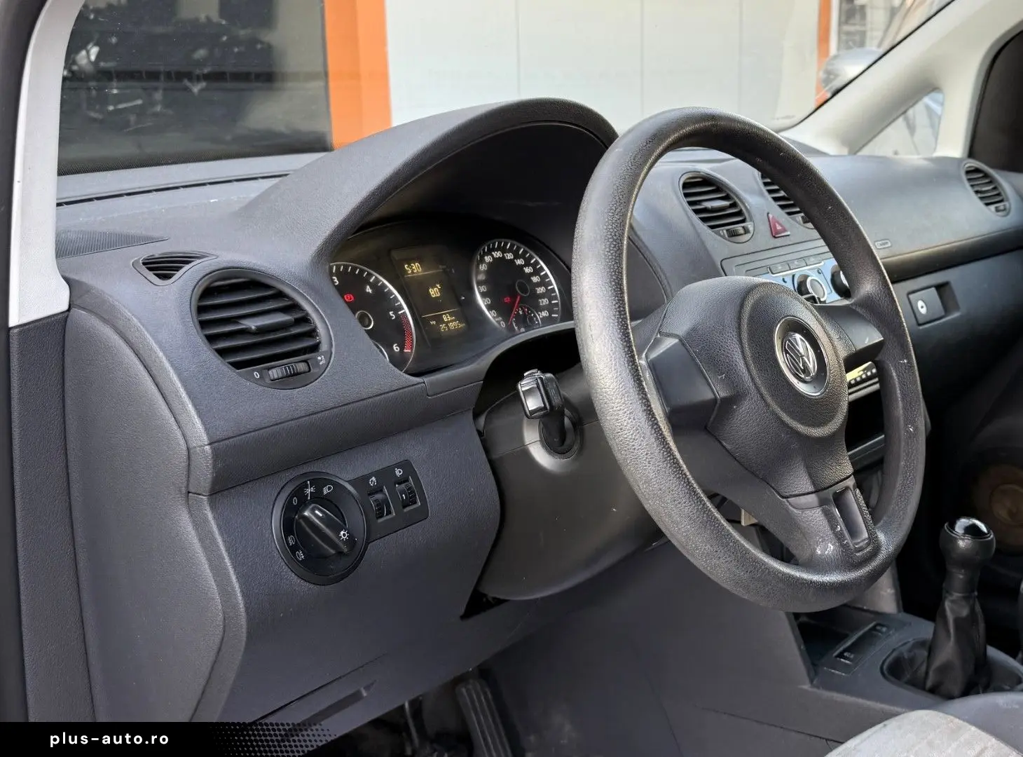 Volkswagen Caddy 1.6 TDI 75CP 2012 Euro 5