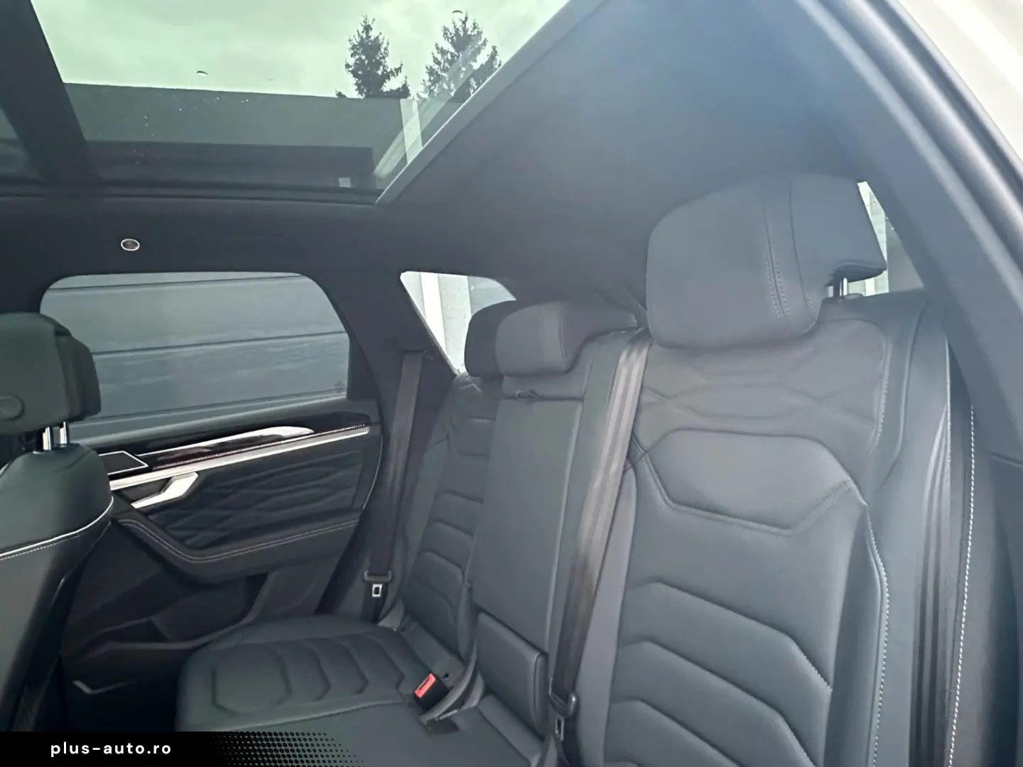 VW Touareg 3.0 V6 TDI  R-Line 4Motion -UPE 112.000€