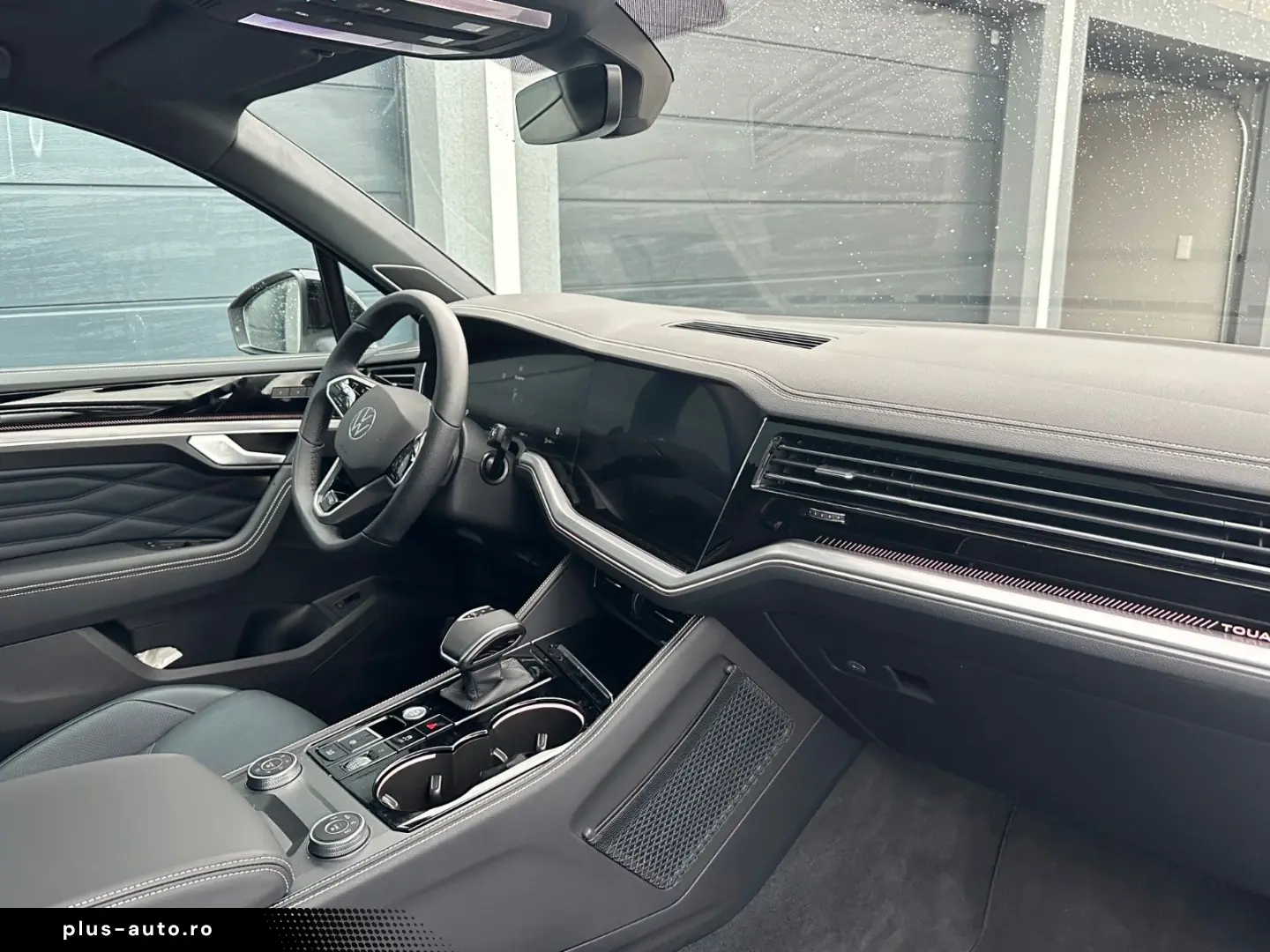 VW Touareg 3.0 V6 TDI  R-Line 4Motion -UPE 112.000€