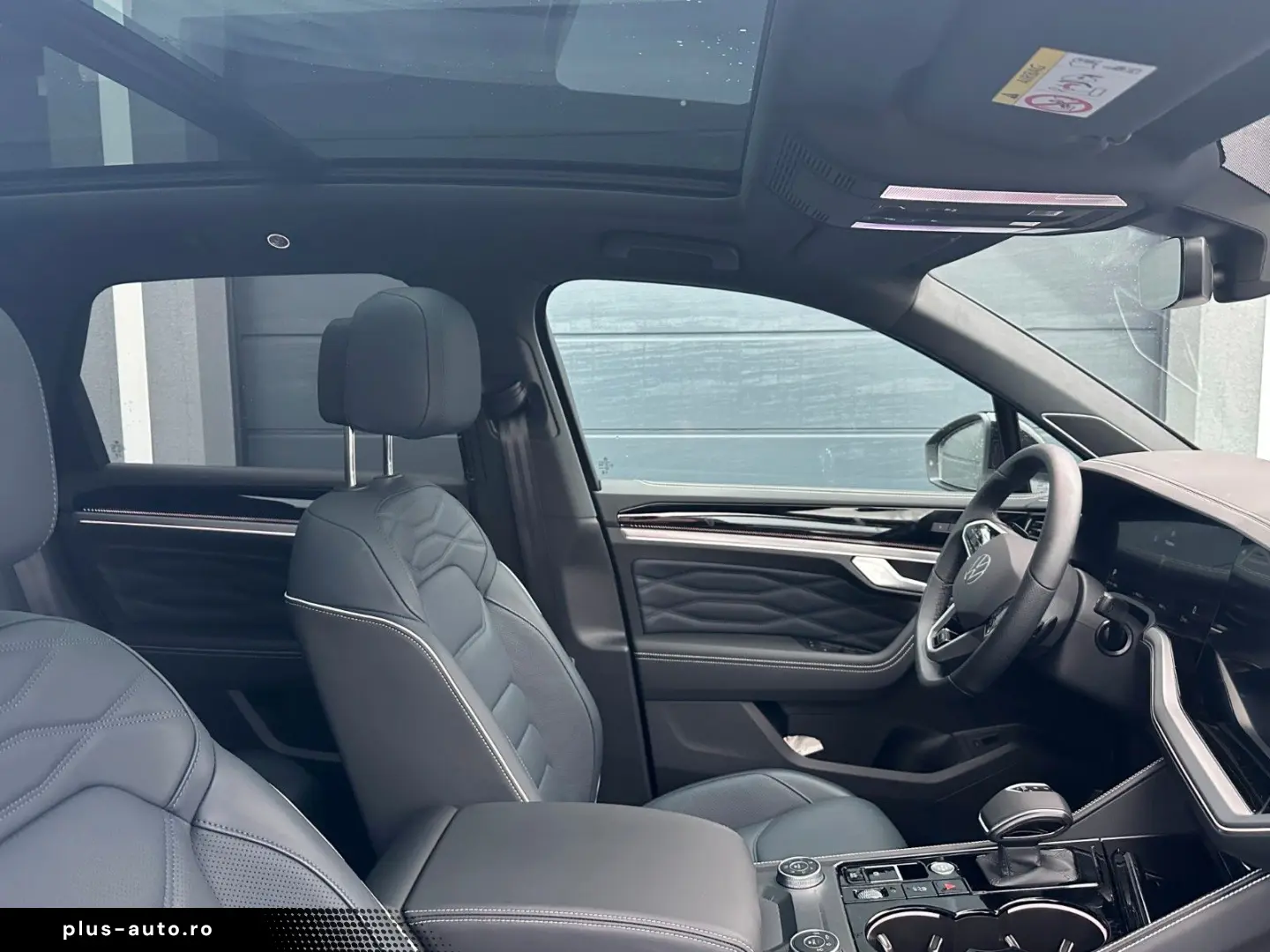 VW Touareg 3.0 V6 TDI  R-Line 4Motion -UPE 112.000€