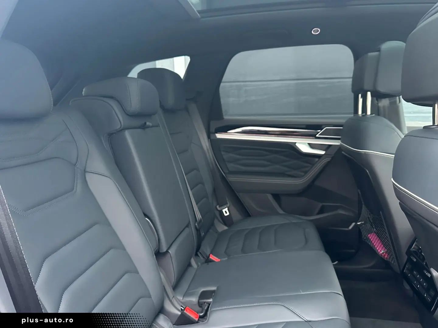 VW Touareg 3.0 V6 TDI  R-Line 4Motion -UPE 112.000€