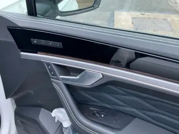 VW Touareg 3.0 V6 TDI  R-Line 4Motion -UPE 112.000€