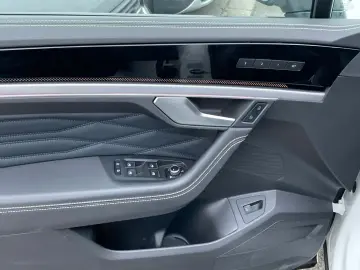 VW Touareg 3.0 V6 TDI  R-Line 4Motion -UPE 112.000€