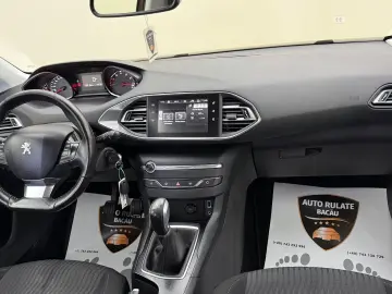 Peugeot 308 1.2 Benzina 110CP 2013 10 Euro 5