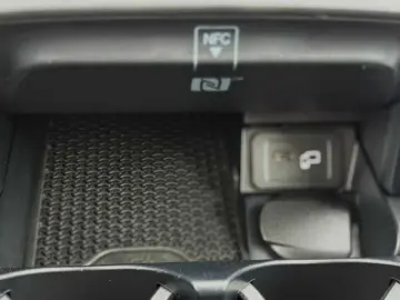 Mercedes-Benz E Gen-W213-2016