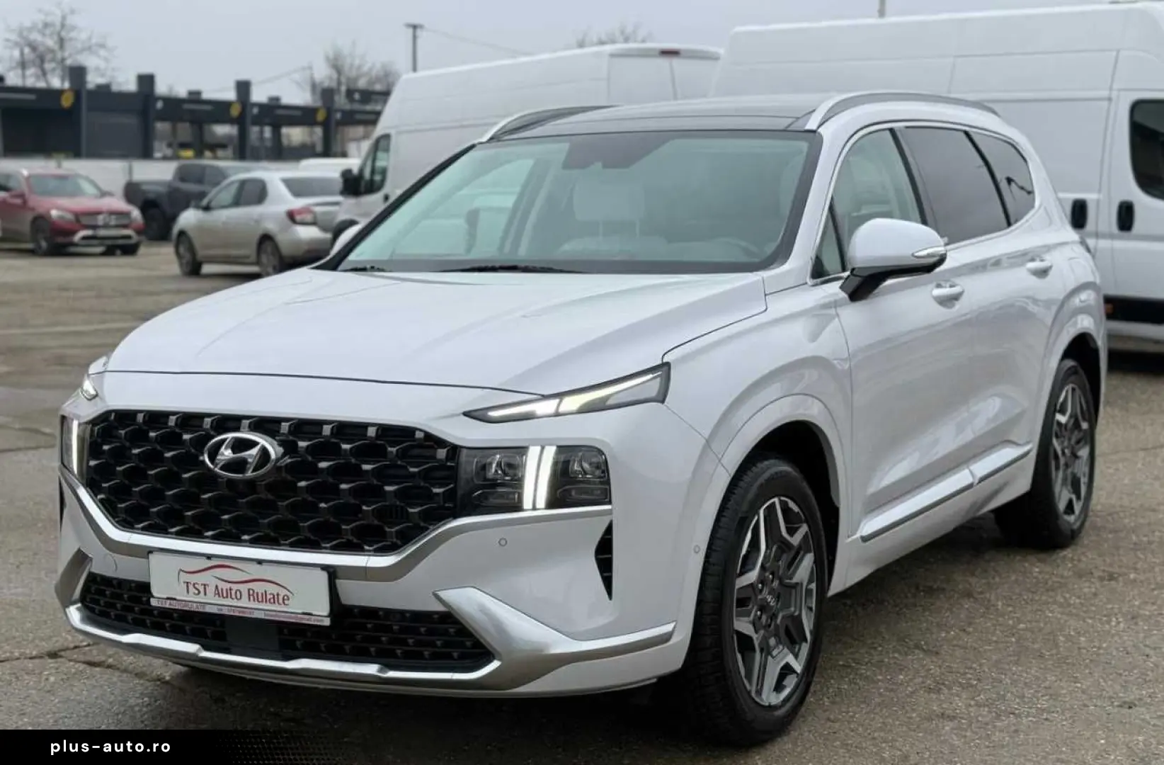 Hyundai Santa-Fe Gen-Iv-2018