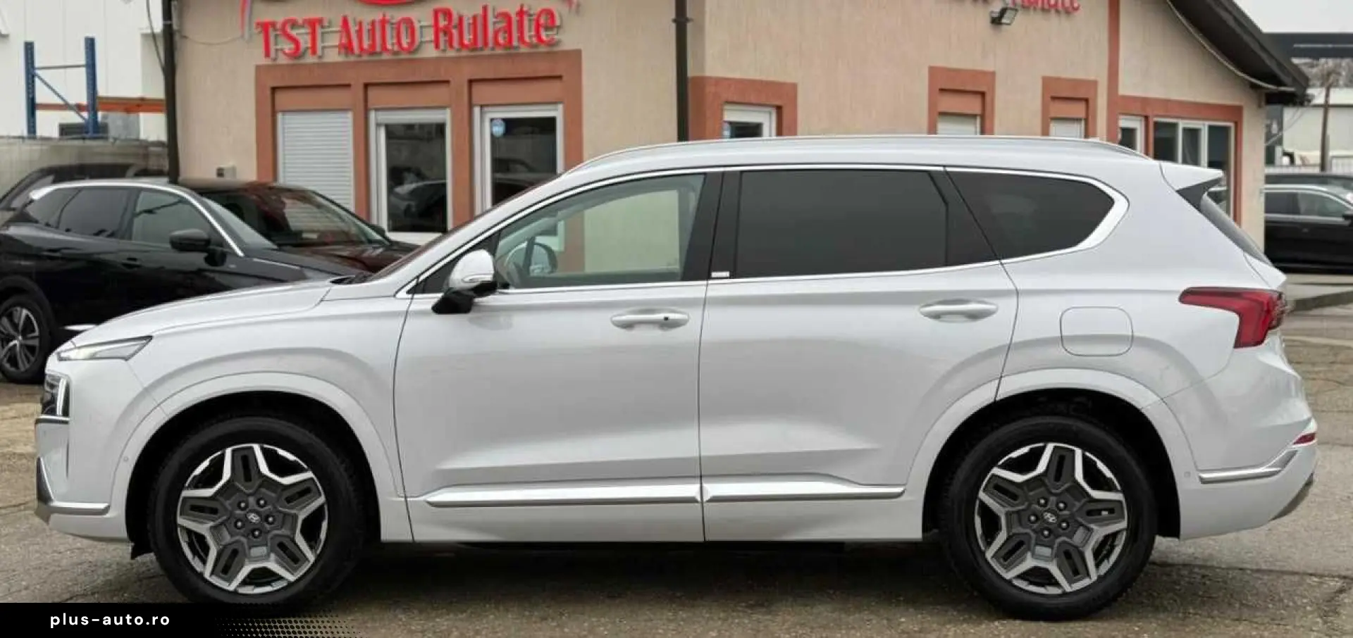 Hyundai Santa-Fe Gen-Iv-2018