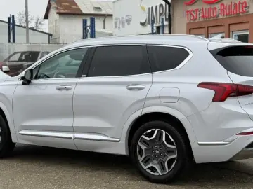 Hyundai Santa-Fe Gen-Iv-2018