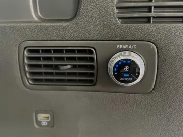 Hyundai Santa-Fe Gen-Iv-2018