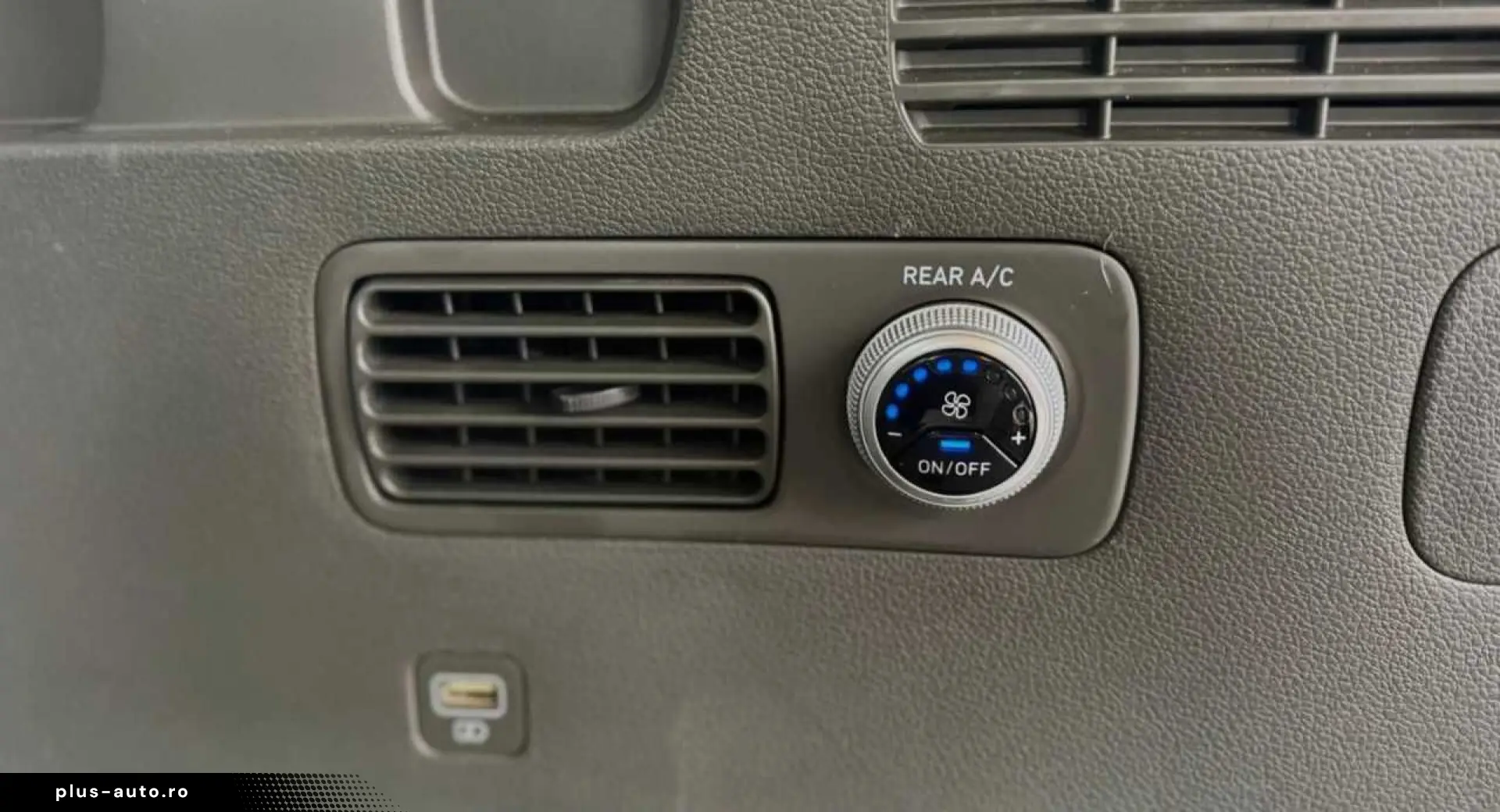 Hyundai Santa-Fe Gen-Iv-2018