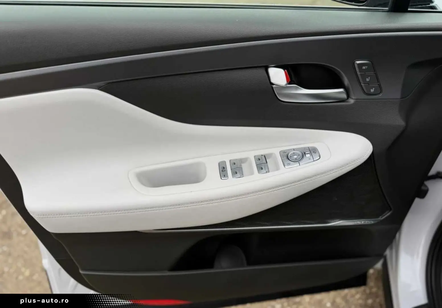 Hyundai Santa-Fe Gen-Iv-2018