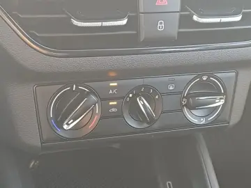 Skoda SCALA 1.0 benzina 95 CP MT5 ACTIVE