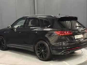 VW Touareg R-Line 4Mot. Black Style 21Zoll