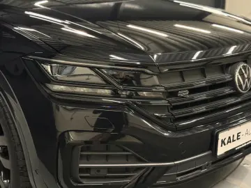VW Touareg R-Line 4Mot. Black Style 21Zoll