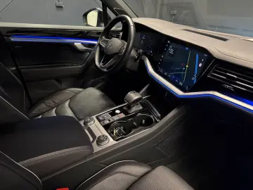 VW Touareg R-Line 4Mot. Black Style 21Zoll