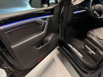 VW Touareg R-Line 4Mot. Black Style 21Zoll