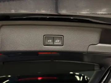 VW Touareg R-Line 4Mot. Black Style 21Zoll