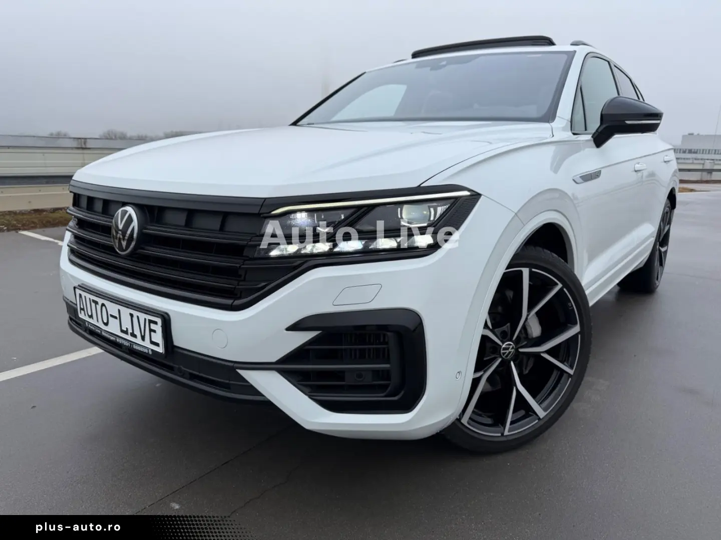 VW Touareg 3.0 TSI R LINE BlackS PAN MATRI LUFT VOL