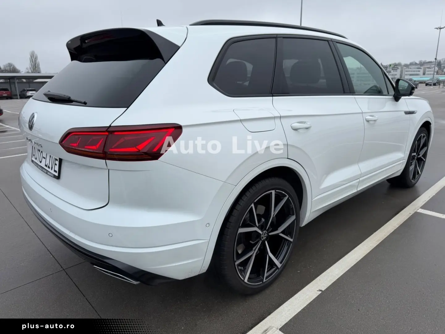VW Touareg 3.0 TSI R LINE BlackS PAN MATRI LUFT VOL