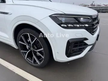 VW Touareg 3.0 TSI R LINE BlackS PAN MATRI LUFT VOL