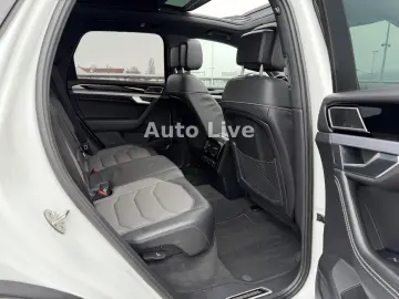 VW Touareg 3.0 TSI R LINE BlackS PAN MATRI LUFT VOL