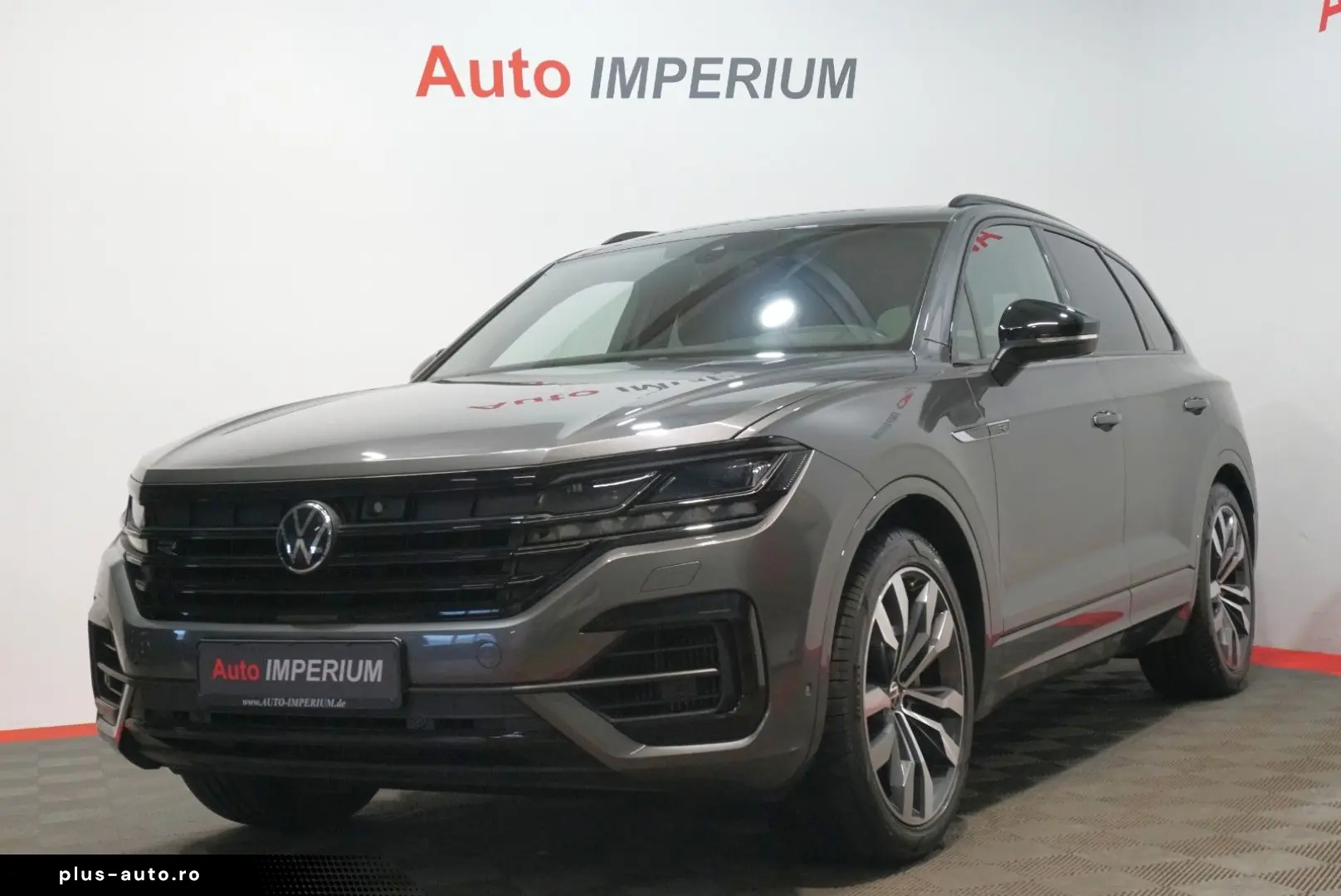 VW Touareg R-Line 4Motion 3.0 TSI LUFT AHK IQ.Light
