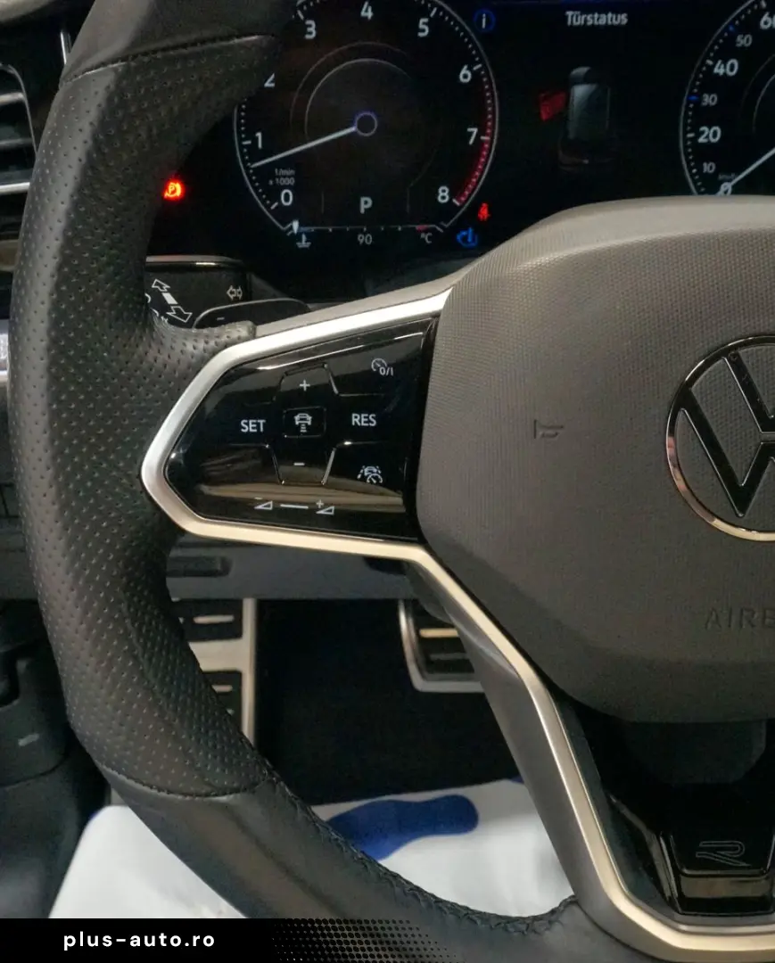 VW Touareg R-Line 4Motion 3.0 TSI LUFT AHK IQ.Light