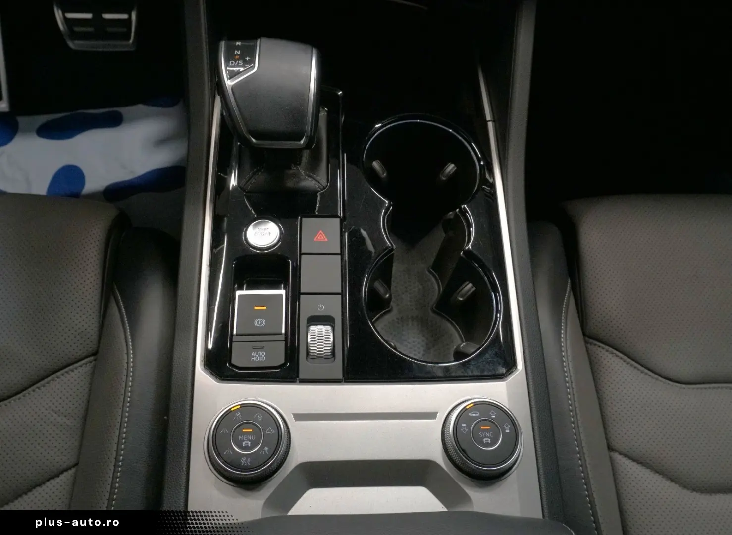 VW Touareg R-Line 4Motion 3.0 TSI LUFT AHK IQ.Light